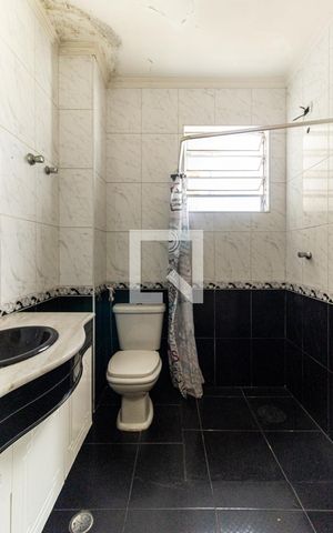 Apartamento à venda com 80m², 2 quartos e sem vagaBanheiro