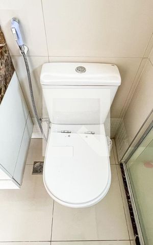 Apartamento para alugar com 60m², 2 quartos e 2 vagasBanheiro do Quarto 2