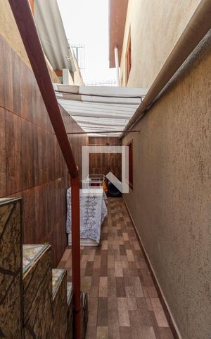 Casa à venda com 110m², 3 quartos e 2 vagas Casa à venda com 110m², 3 quartos e 2 vagasÁrea Externa