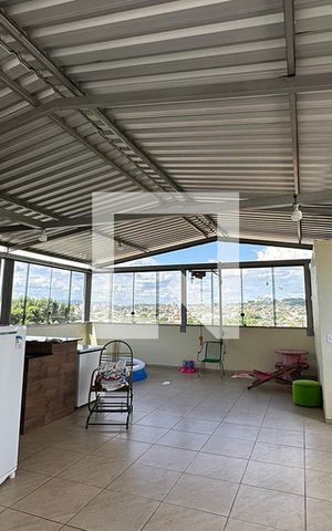 Casa à venda com 400m², 3 quartos e 4 vagasÁrea de Serviço