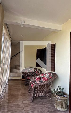 Casa à venda com 400m², 3 quartos e 4 vagasSacada