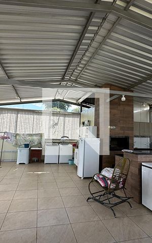 Casa à venda com 400m², 3 quartos e 4 vagasÁrea de Serviço