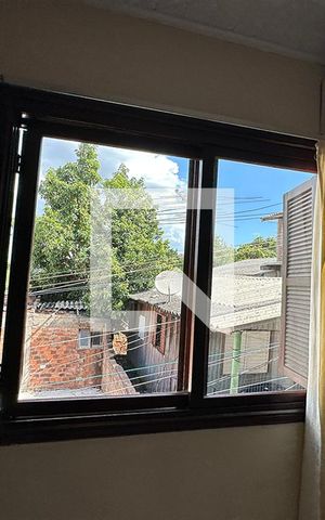 Casa à venda com 400m², 3 quartos e 4 vagasQuarto 2 - Janela