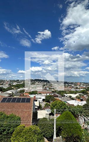 Casa à venda com 400m², 3 quartos e 4 vagasÁrea de Serviço - Vista