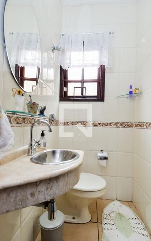 Casa à venda com 100m², 3 quartos e 2 vagasLavabo 