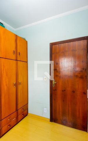 Casa à venda com 100m², 3 quartos e 2 vagasQuarto 2