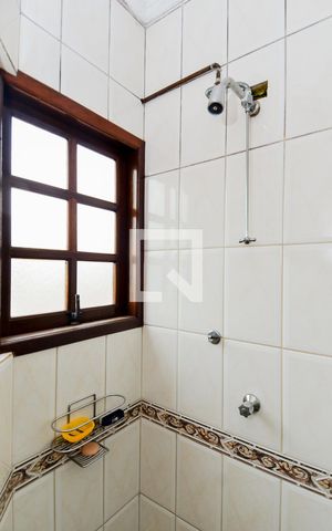 Casa à venda com 100m², 3 quartos e 2 vagasBanheiro Social