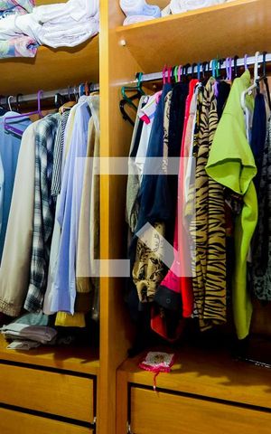 Casa à venda com 100m², 3 quartos e 2 vagasCloset da Suíte