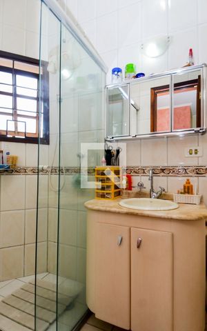 Casa à venda com 100m², 3 quartos e 2 vagasBanheiro da Suíte