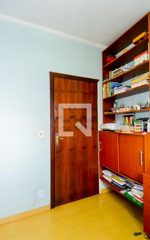 Casa à venda com 100m², 3 quartos e 2 vagasQuarto 2