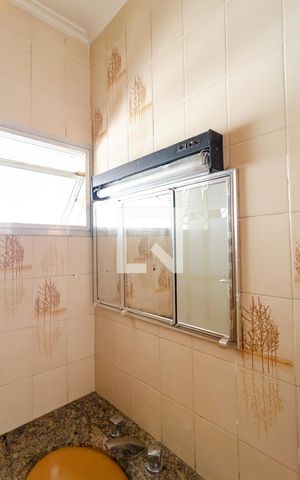 Apartamento para alugar com 78m², 3 quartos e sem vaga Apartamento para alugar com 78m², 3 quartos e sem vagaBanheiro Social