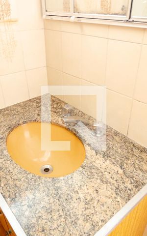 Apartamento para alugar com 78m², 3 quartos e sem vaga Apartamento para alugar com 78m², 3 quartos e sem vagaBanheiro Social