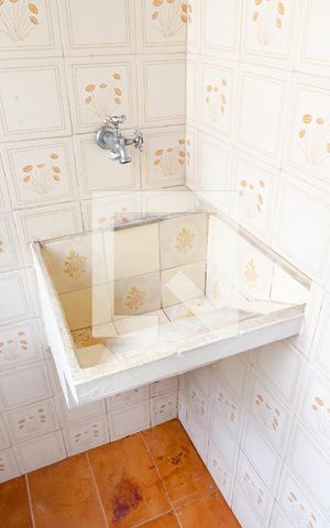 Apartamento para alugar com 78m², 3 quartos e sem vaga Apartamento para alugar com 78m², 3 quartos e sem vagaLavanderia
