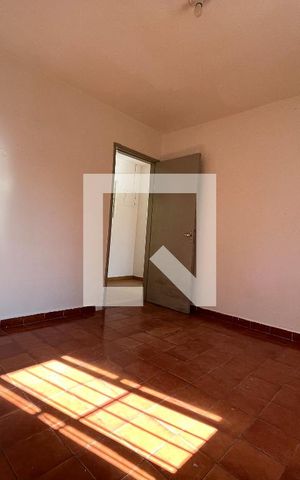 Casa à venda com 240m², 5 quartos e 3 vagas Casa à venda com 240m², 5 quartos e 3 vagasCasa 2 - Quarto 2