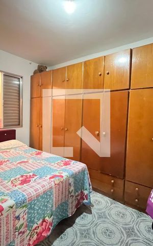 Casa à venda com 240m², 5 quartos e 3 vagas Casa à venda com 240m², 5 quartos e 3 vagasCasa 3 - Quarto 3