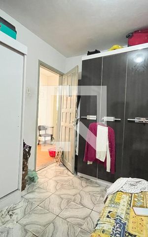 Casa à venda com 240m², 5 quartos e 3 vagas Casa à venda com 240m², 5 quartos e 3 vagasCasa 1- Quarto 1