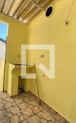 Casa à venda com 240m², 5 quartos e 3 vagas Casa à venda com 240m², 5 quartos e 3 vagasCasa 2 - Área de Serviço