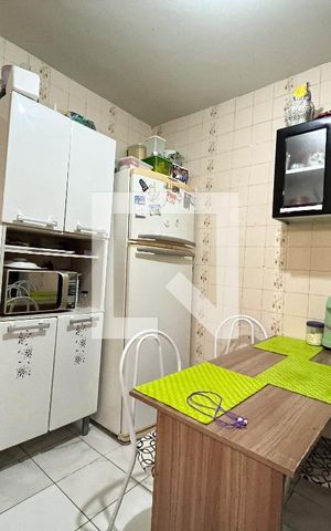 Casa à venda com 240m², 5 quartos e 3 vagas Casa à venda com 240m², 5 quartos e 3 vagasCasa 1- Cozinha