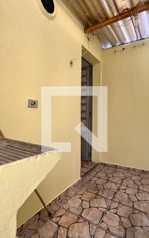 Casa à venda com 240m², 5 quartos e 3 vagas Casa à venda com 240m², 5 quartos e 3 vagasCasa 2 - Área de Serviço