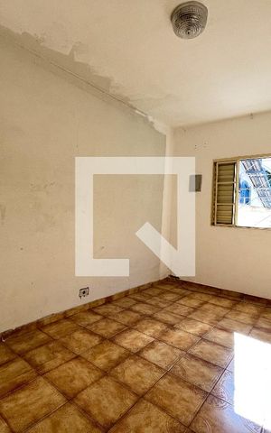 Casa à venda com 240m², 5 quartos e 3 vagas Casa à venda com 240m², 5 quartos e 3 vagasCasa 5 - Quarto 5