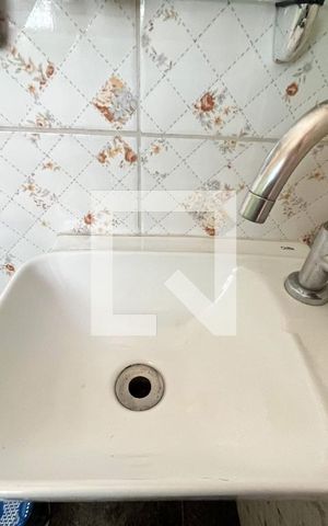 Casa à venda com 240m², 5 quartos e 3 vagas Casa à venda com 240m², 5 quartos e 3 vagasCasa 4 - Banheiro