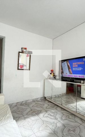Casa à venda com 240m², 5 quartos e 3 vagas Casa à venda com 240m², 5 quartos e 3 vagasCasa 1 - Sala