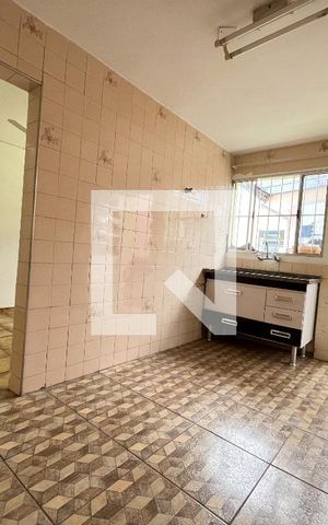 Casa à venda com 240m², 5 quartos e 3 vagas Casa à venda com 240m², 5 quartos e 3 vagasCasa 5 - Cozinha
