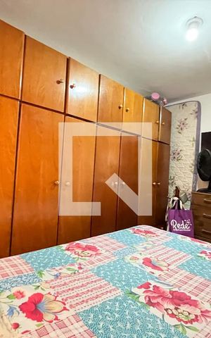 Casa à venda com 240m², 5 quartos e 3 vagas Casa à venda com 240m², 5 quartos e 3 vagasCasa 3 - Quarto 3
