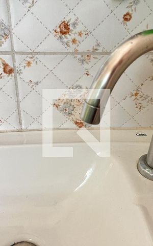 Casa à venda com 240m², 5 quartos e 3 vagas Casa à venda com 240m², 5 quartos e 3 vagasCasa 4 - Banheiro