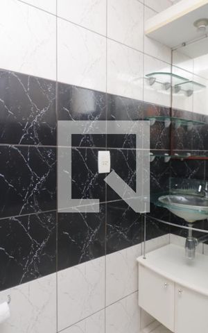 Apartamento para alugar com 55m², 2 quartos e 1 vagaBanheiro