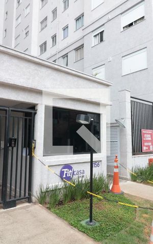 Apartamento para alugar com 38m², 2 quartos e sem vagaFachada