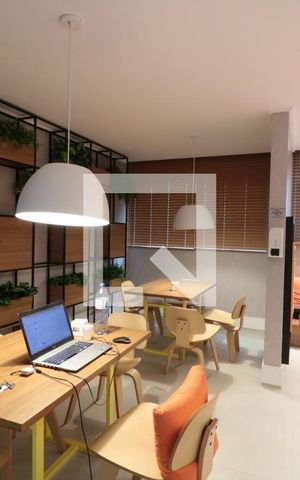 Apartamento para alugar com 38m², 2 quartos e sem vagaÁrea comum