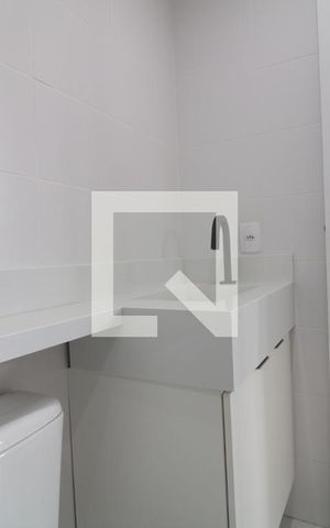 Apartamento para alugar com 38m², 2 quartos e sem vagaBanheiro