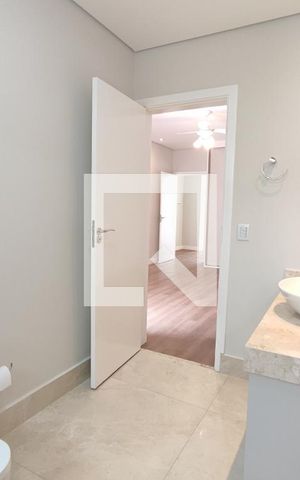 Casa de condomínio à venda com 360m², 3 quartos e 4 vagasBanheiro suíte 2