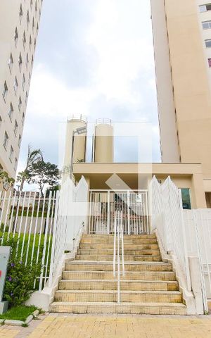 Apartamento para alugar com 32m², 2 quartos e sem vaga Apartamento para alugar com 32m², 2 quartos e sem vagaFachada