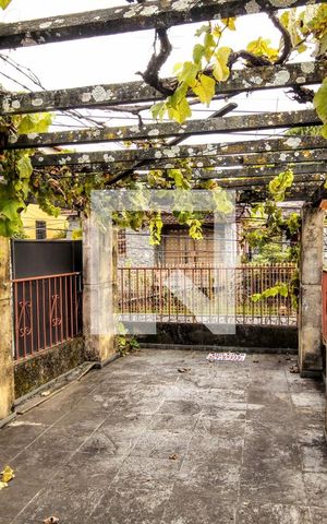 Casa à venda com 202m², 2 quartos e 2 vagasÁrea