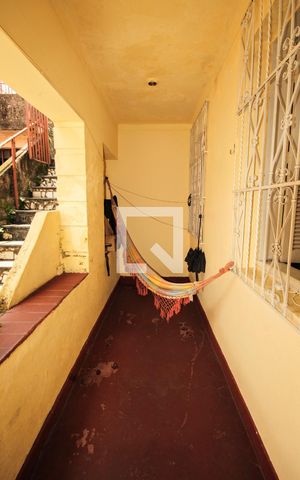 Casa à venda com 202m², 2 quartos e 2 vagasVaranda