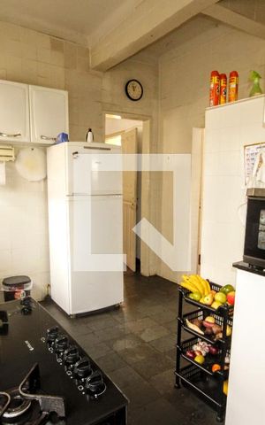 Casa à venda com 202m², 2 quartos e 2 vagasCozinha