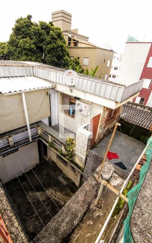 Casa à venda com 202m², 2 quartos e 2 vagasQuarto 3