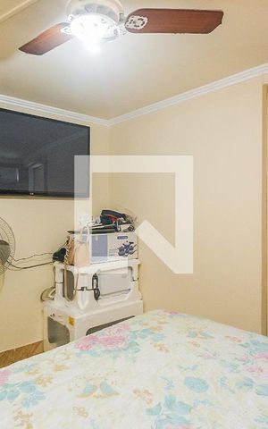 Casa à venda com 220m², 3 quartos e 2 vagas Casa à venda com 220m², 3 quartos e 2 vagasQuarto 1