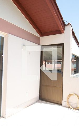 Apartamento à venda com 111m², 2 quartos e 1 vaga Apartamento à venda com 111m², 2 quartos e 1 vagaVaranda