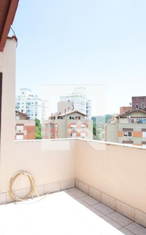 Apartamento à venda com 111m², 2 quartos e 1 vaga Apartamento à venda com 111m², 2 quartos e 1 vagaVaranda
