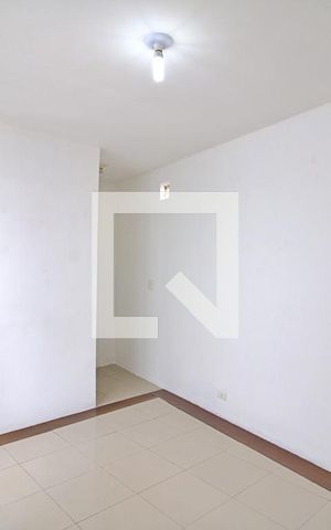 Casa para alugar com 250m², 2 quartos e 4 vagas Casa para alugar com 250m², 2 quartos e 4 vagasEdícula