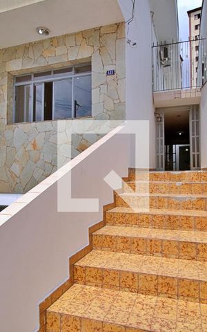 Casa para alugar com 250m², 2 quartos e 4 vagas Casa para alugar com 250m², 2 quartos e 4 vagasÁrea Externa