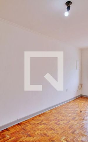 Casa para alugar com 250m², 2 quartos e 4 vagas Casa para alugar com 250m², 2 quartos e 4 vagasSala