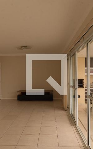 Apartamento à venda com 128m², 4 quartos e 3 vagas Apartamento à venda com 128m², 4 quartos e 3 vagasSala