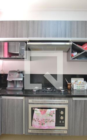 Casa à venda com 594m², 5 quartos e 8 vagasCozinha da casa 2