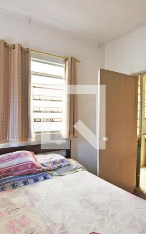 Casa à venda com 594m², 5 quartos e 8 vagasQuarto 3 - Casa 1