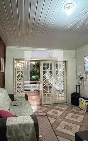 Casa à venda com 300m², 6 quartos e 2 vagasSala