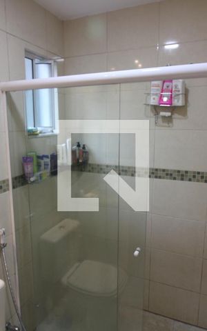Casa à venda com 340m², 4 quartos e 3 vagasBanheiro Social